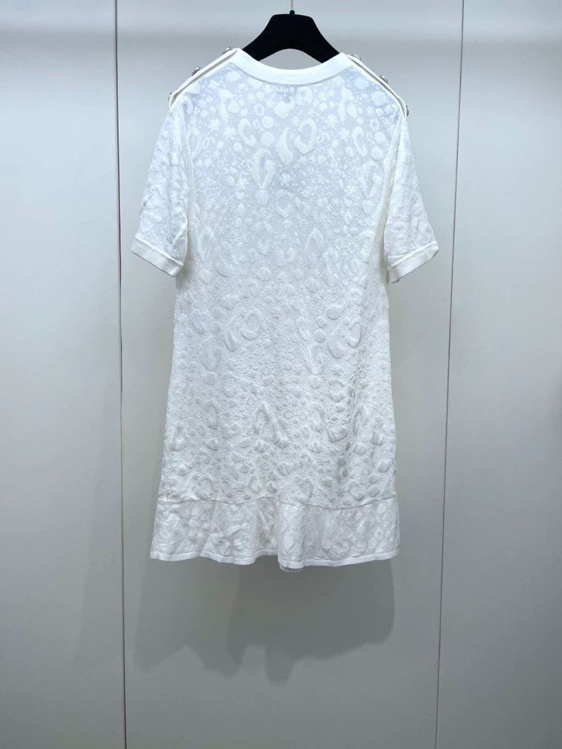 Chanel Chanel White Short Sleeve Dress with Pockets Size US 34 / EU 50 - 2 Thumbnail