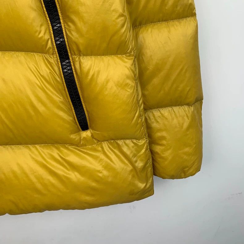 Moncler Moncler Yellow Hooded Puffer Jacket with Drawstring Size US M / EU 48-50 / 2 - 4 Thumbnail