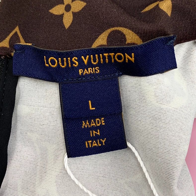 Louis Vuitton Louis Vuitton Brown High Neck Top Size L Size US L / EU 52-54 / 3 - 5 Thumbnail