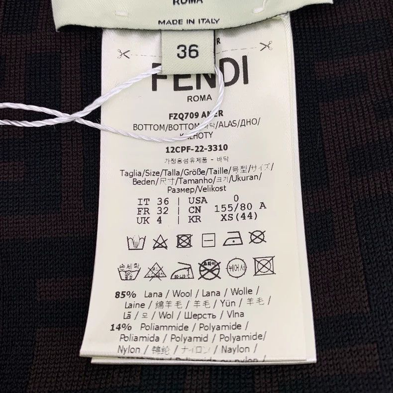 Fendi Fendi Black Reverse Print Bodycon Skirt Size US 36 / EU 52 - 7 Thumbnail