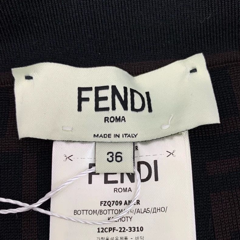 Fendi Fendi Black Reverse Print Bodycon Skirt Size US 36 / EU 52 - 6 Thumbnail