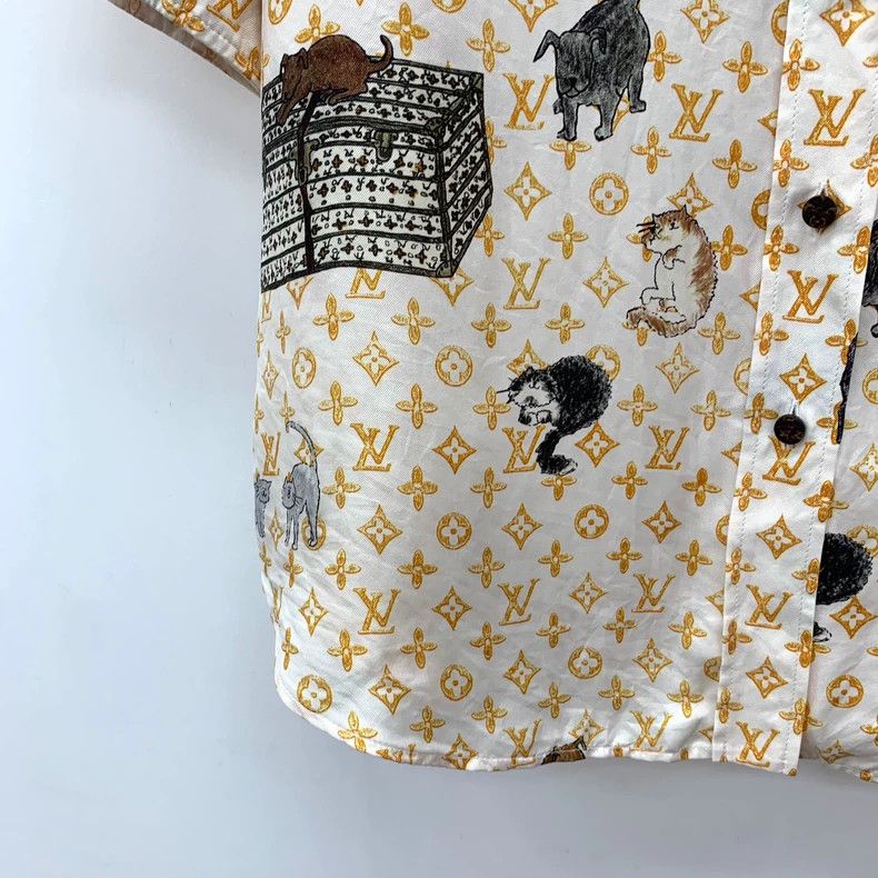 Louis Vuitton Louis Vuitton Yellow Logo Short Sleeve Shirt Size US XS / EU 42 / 0 - 4 Thumbnail