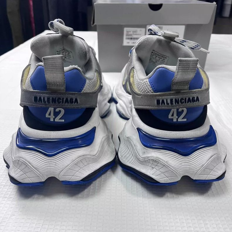 Balenciaga Cargo Sneakers Size 42 for Sale