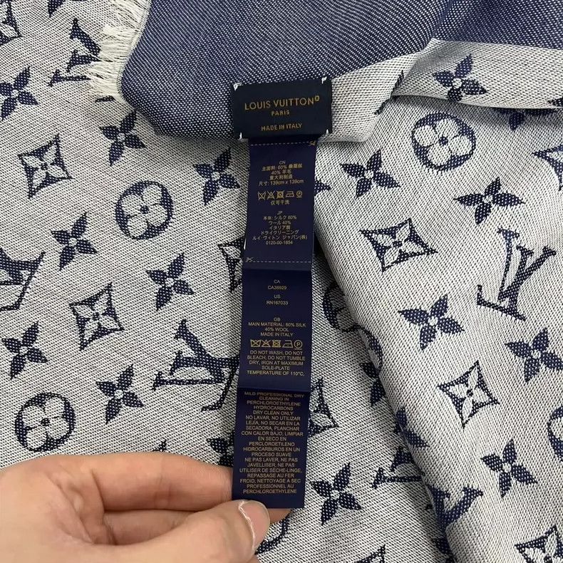 Louis Vuitton Louis Vuitton Silk Scarf Shawl Multi Design Size ONE SIZE - 2 Thumbnail