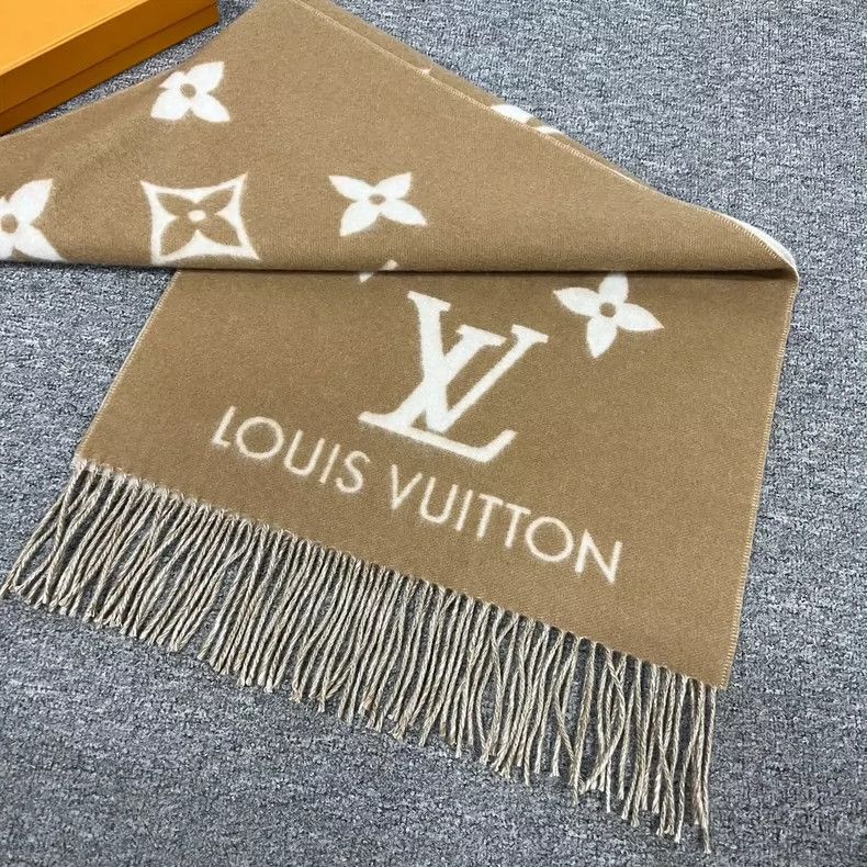 Louis Vuitton Louis Vuitton Cashmere Scarf with Tags Size ONE SIZE - 2 Thumbnail