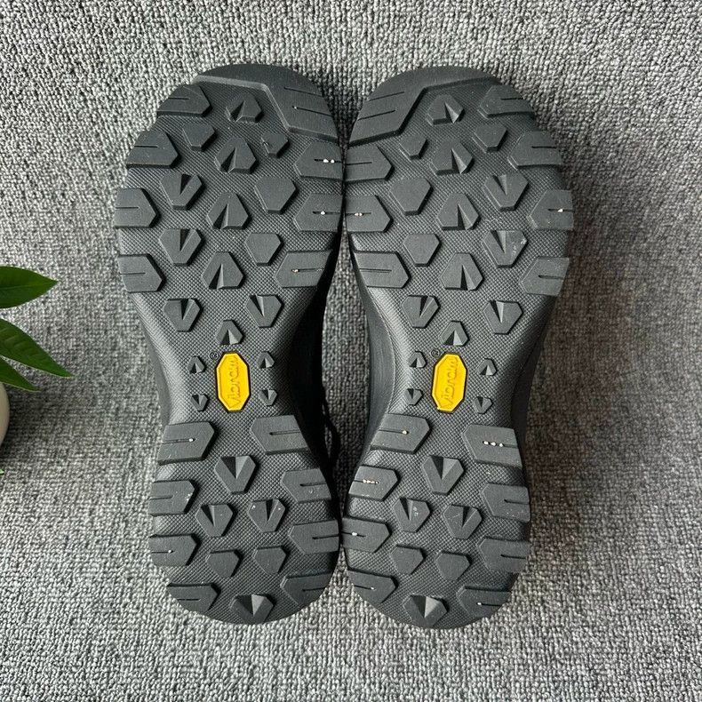 Arc'teryx Arcteryx Vertex Comfortable Low-top Mountaineering Shoes Size US 7 / EU 40 - 5 Thumbnail