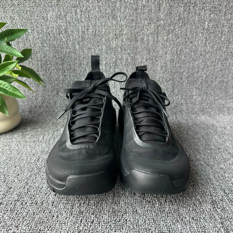 Arc'teryx Arcteryx Vertex Comfortable Low-top Mountaineering Shoes Size US 7 / EU 40 - 2 Thumbnail