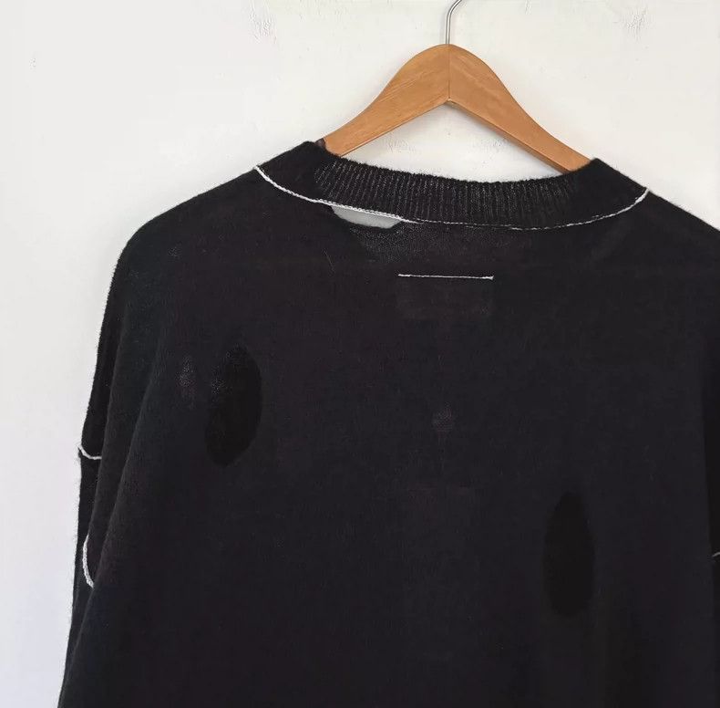 Maison Margiela Black Long Sleeve Distressed Sweater Size US L / EU 52-54 / 3 - 7 Thumbnail
