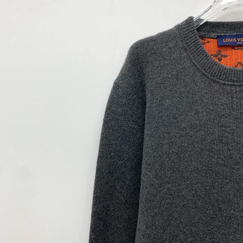 Louis Vuitton Louis Vuitton Gray Cashmere Long Sleeve Sweater Size US XXL / EU 58 / 5 - 3 Thumbnail