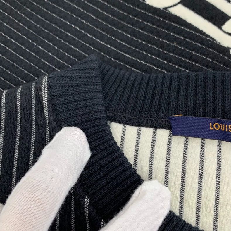 Louis Vuitton Louis Vuitton Black Chain Pattern Long Sleeve Sweatshirt Size US XS / EU 42 / 0 - 9 Thumbnail