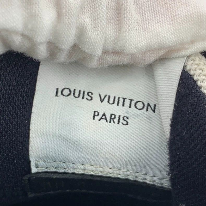 Louis Vuitton Louis Vuitton Black Logo Embroidered Sneakers Size US 10 / EU 43 - 7 Thumbnail