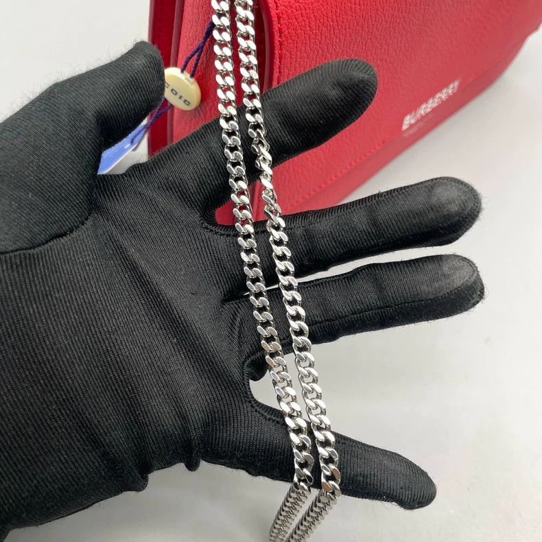 Burberry Burberry 98% New French Baguette Chain Clutch Size ONE SIZE - 7 Thumbnail