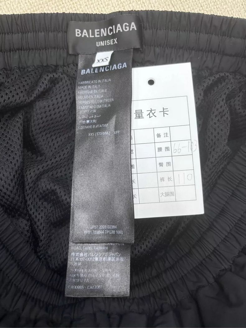 Balenciaga Balenciaga Baggy Nylon Pants Size XXS New Size US 26 / EU 42 - 4 Thumbnail