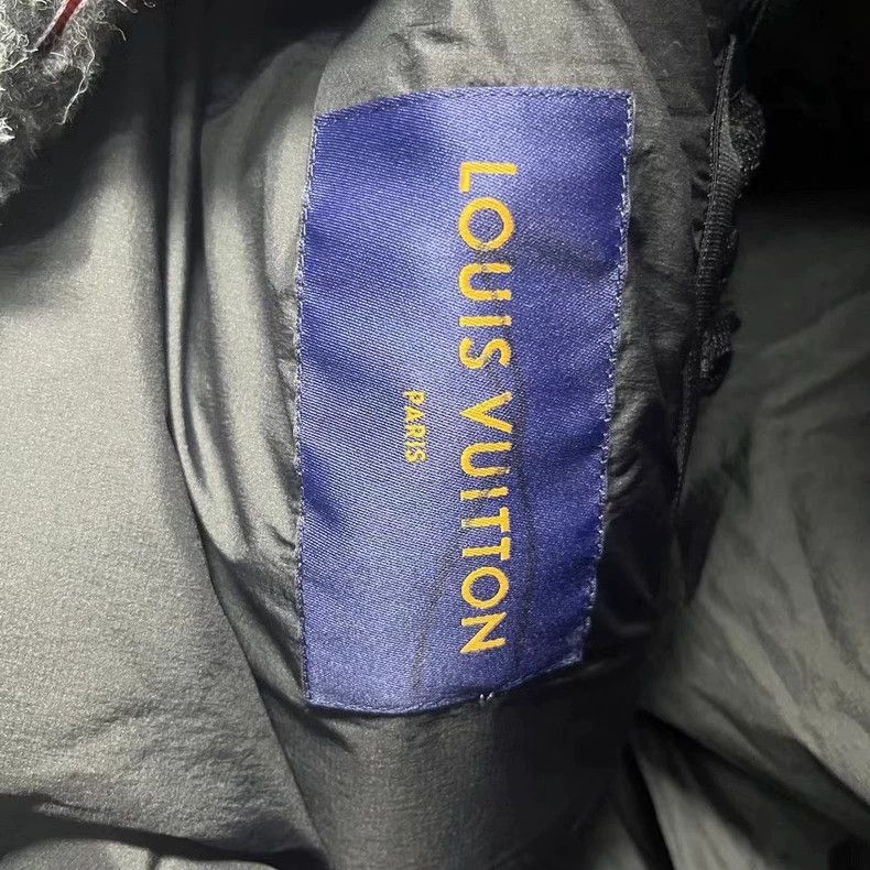 Louis Vuitton Louis Vuitton Gray Hooded Puffer Jacket Size US M / EU 48-50 / 2 - 4 Thumbnail
