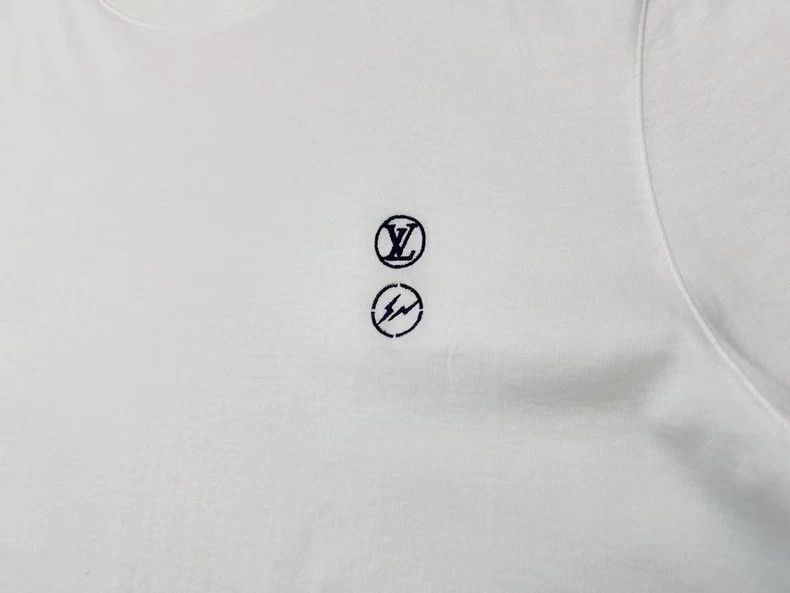 Louis Vuitton Louis Vuitton x Fragment Design Short Sleeve T-Shirt Size US S / EU 44-46 / 1 - 2 Thumbnail