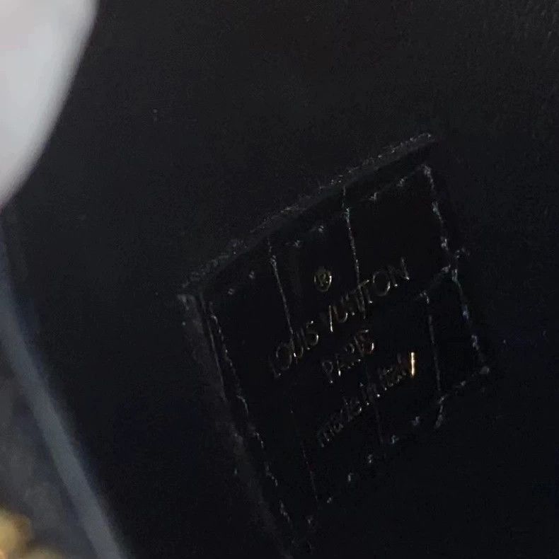 Louis Vuitton Louis Vuitton Black Blue Crocodile Bag Size ONE SIZE - 4 Thumbnail