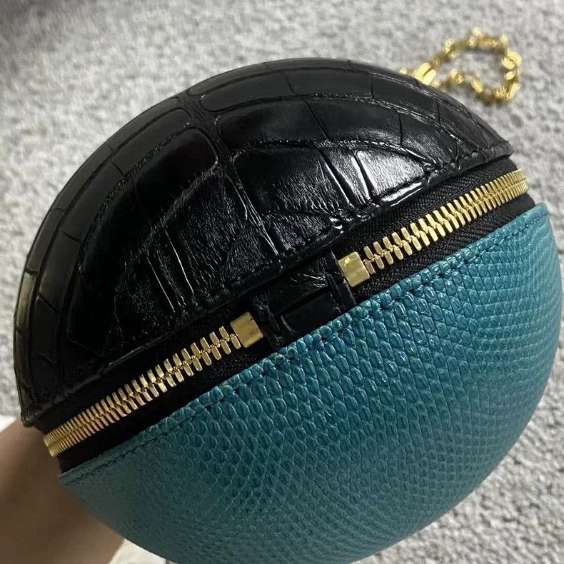 Louis Vuitton Louis Vuitton Black Blue Crocodile Bag Size ONE SIZE - 2 Thumbnail