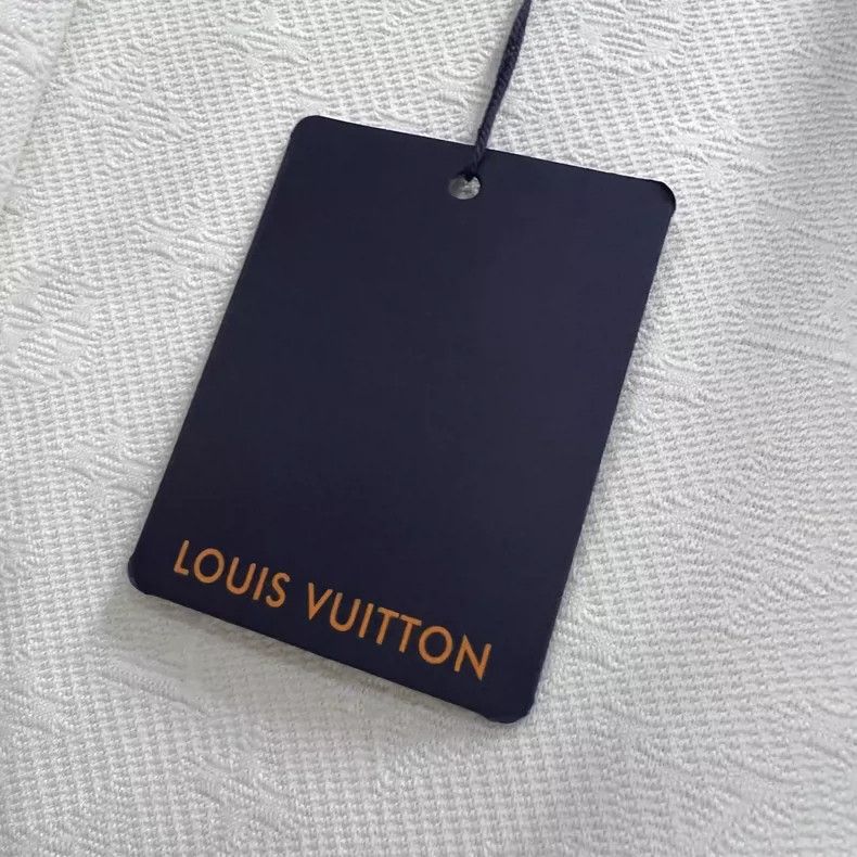 Louis Vuitton Louis Vuitton White Logo Print Jacket Size S Size US S / EU 44-46 / 1 - 6 Thumbnail