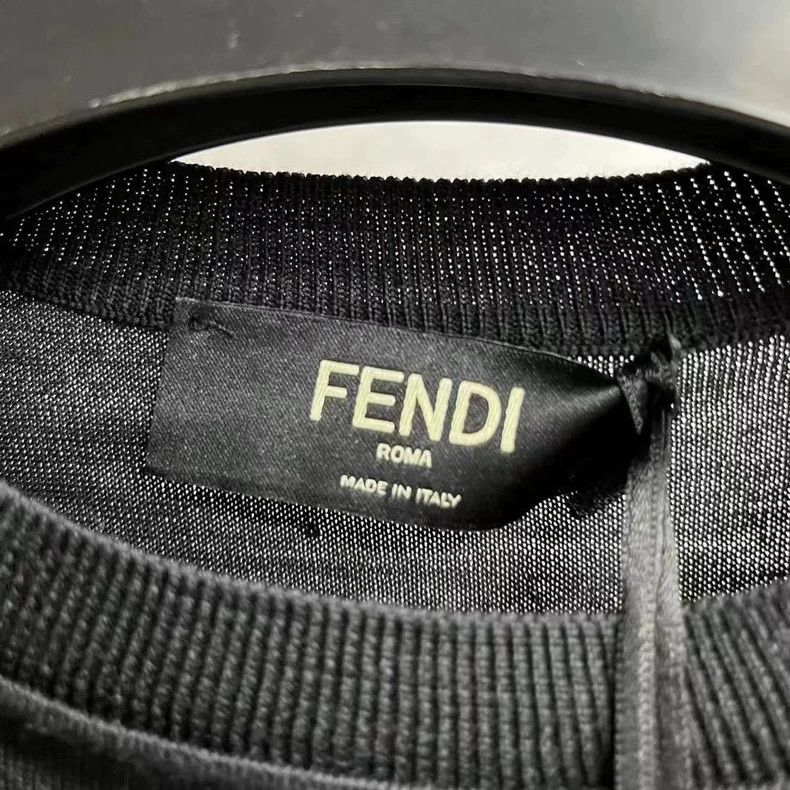 Fendi Fendi Black Wool Logo Crew Neck Sweater Size US M / EU 48-50 / 2 - 5 Thumbnail