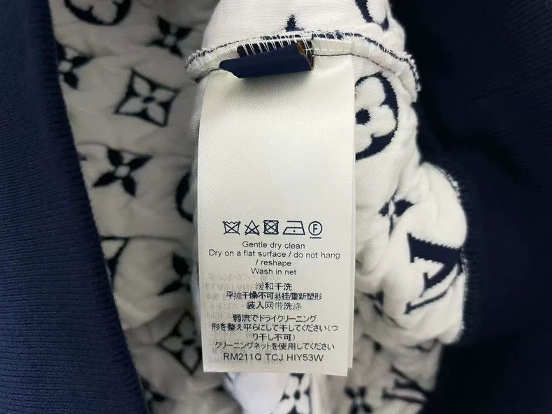 Louis Vuitton Louis Vuitton Blue Logo Sweatshirt Size US M / EU 48-50 / 2 - 3 Thumbnail
