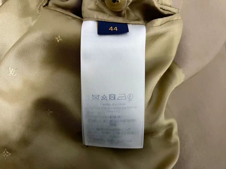 Louis Vuitton Louis Vuitton Beige Double-Breasted Coat Size US M / EU 48-50 / 2 - 6 Thumbnail