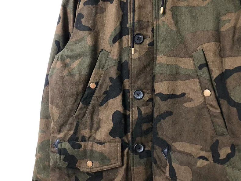 Louis Vuitton Louis Vuitton Supreme Camouflage Fur Jacket Size US L / EU 52-54 / 3 - 3 Thumbnail