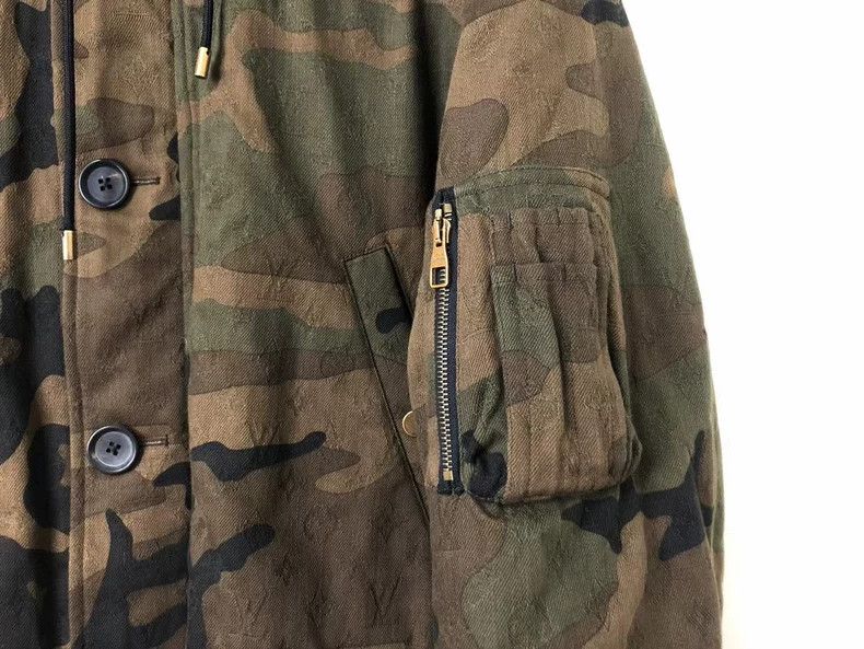 Louis Vuitton Louis Vuitton Supreme Camouflage Fur Jacket Size US L / EU 52-54 / 3 - 4 Thumbnail
