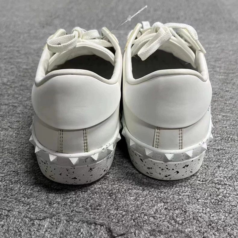 Valentino Valentino White Black Fashion Low Top Sneakers Size US 7 / EU 40 - 3 Thumbnail