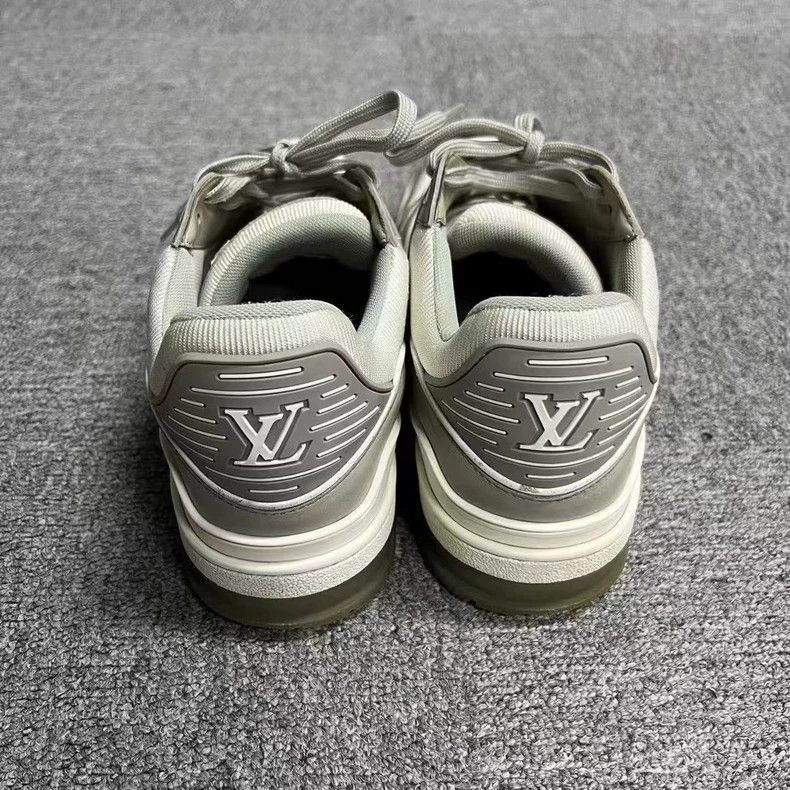 Louis Vuitton Louis Vuitton Gray White Classic Trainer Sneakers Size US 7 / EU 40 - 3 Thumbnail