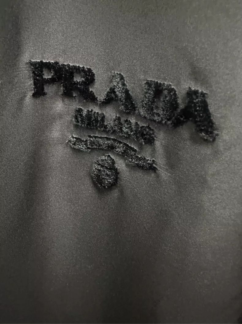 Prada Prada Long Sleeve Shirt with Triangle Logo Size US M / EU 48-50 / 2 - 6 Thumbnail