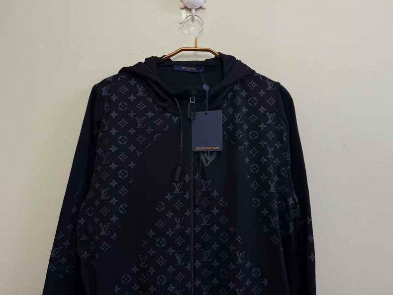 Louis Vuitton Louis Vuitton Black Logo Zip Hoodie Size US XXL / EU 58 / 5 - 2 Thumbnail