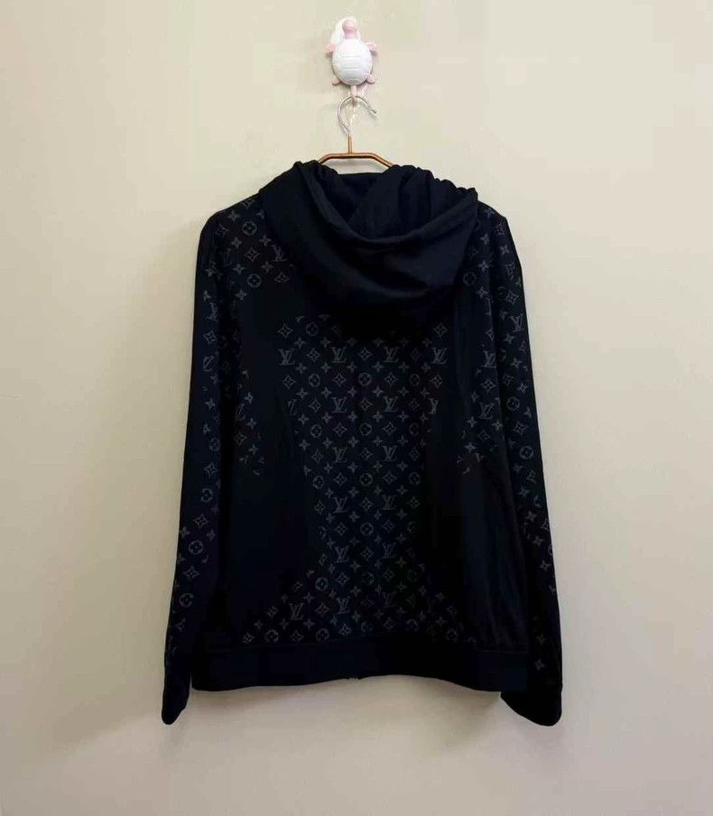 Louis Vuitton Louis Vuitton Black Logo Zip Hoodie Size US XXL / EU 58 / 5 - 4 Thumbnail