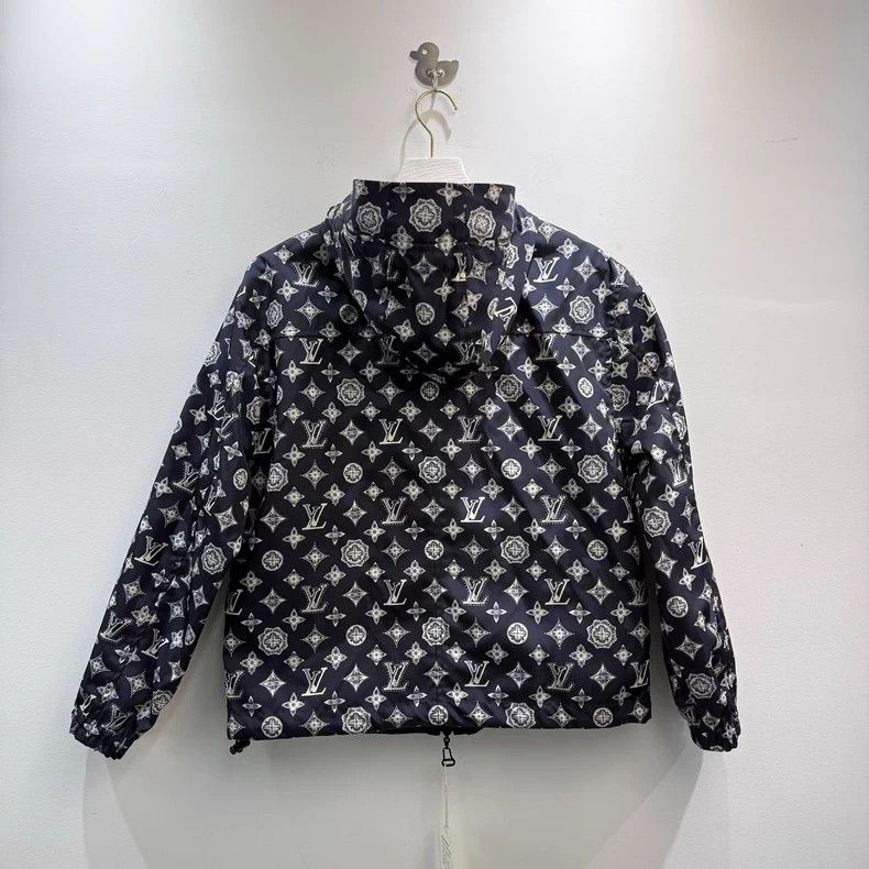 Louis Vuitton LV Louis Vuitton Reversible Printed Jacket Size US S / EU 44-46 / 1 - 2 Thumbnail