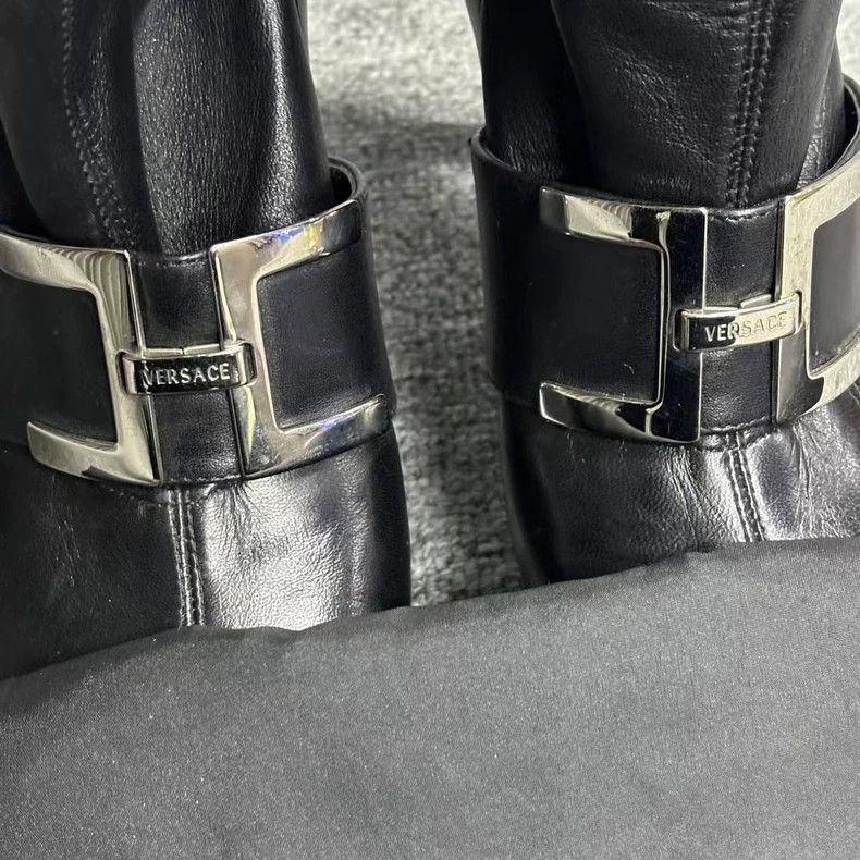 Versace Versace Black High Heel Boots with Silver Buckle Size US 7 / EU 40 - 3 Thumbnail