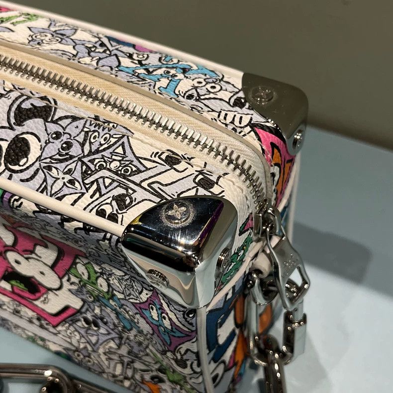 Louis Vuitton Louis Vuitton Soft Trunk Mini Graffiti Bag Size ONE SIZE - 5 Thumbnail