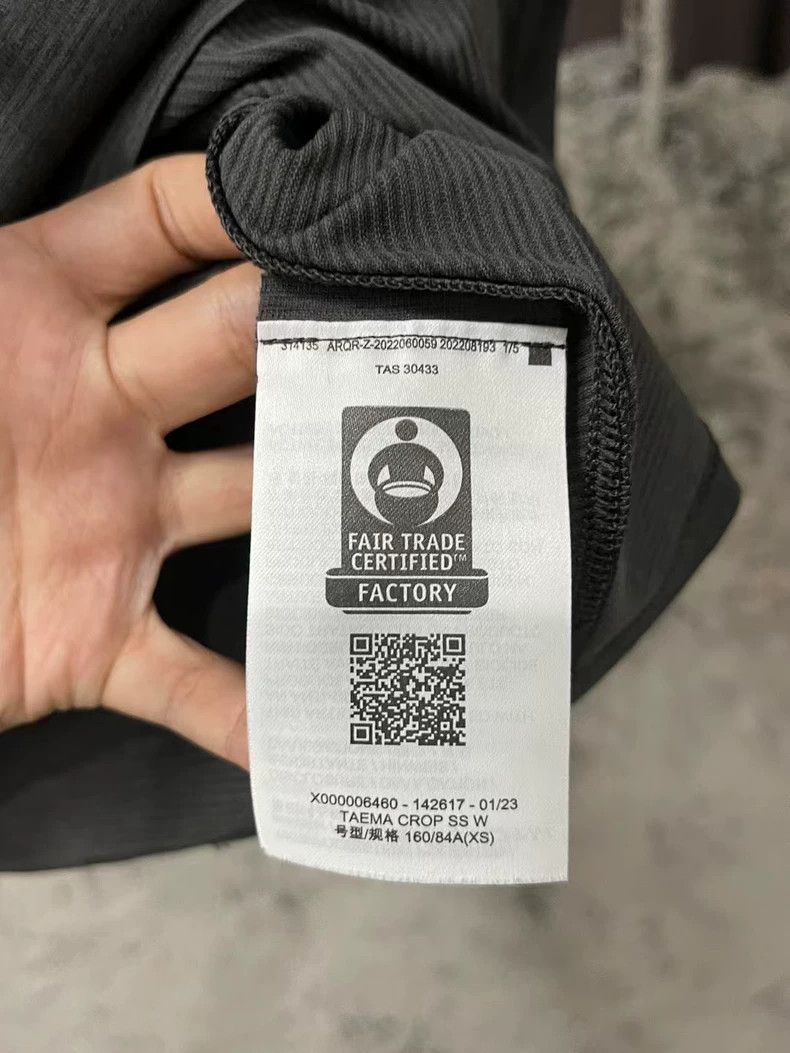Arc'teryx Arcteryx Short Sleeve Shirt in Gray Color Size US XS / EU 42 / 0 - 7 Thumbnail
