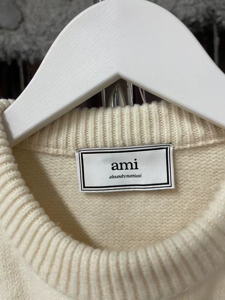 AMI Ami Sweater with Heart Design Size US M / EU 48-50 / 2 - 6 Thumbnail