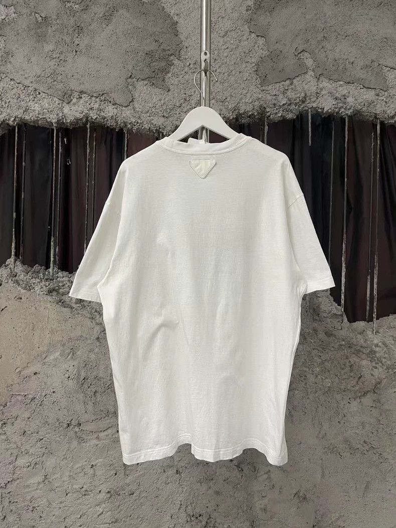 Prada Prada Short Sleeve White T-Shirt Size US L / EU 52-54 / 3 - 2 Thumbnail