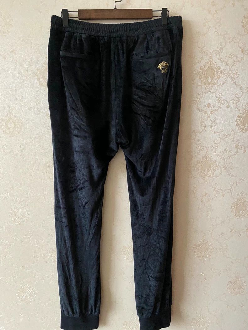 Versace Versace Velvet Joggers with Gold Embroidery Size US 32 / EU 48 - 2 Thumbnail