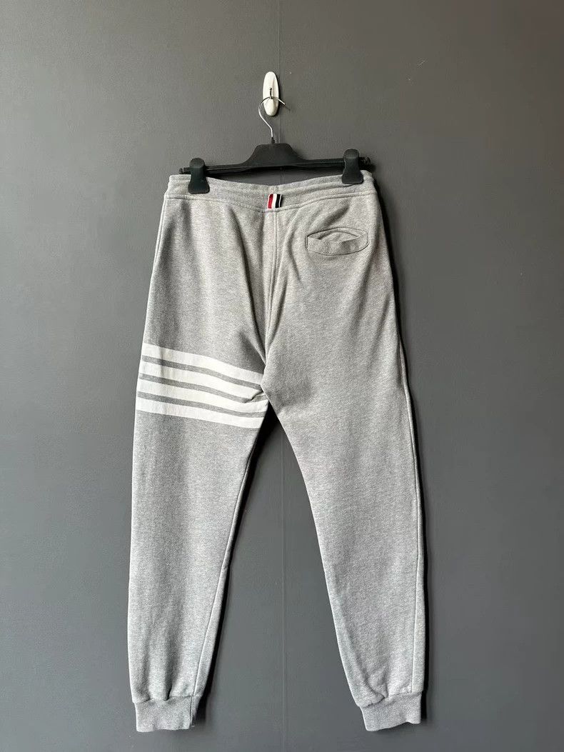 Thom Browne Thom Browne Gray Knit Sweatpants Size US 27 - 2 Thumbnail