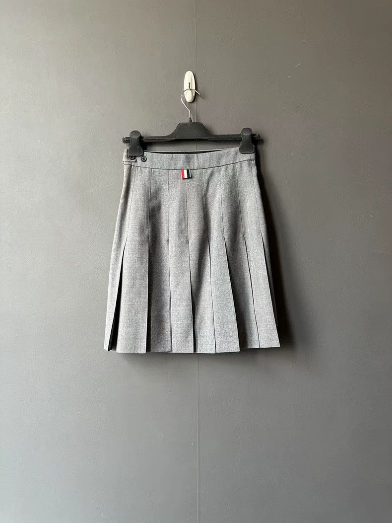 Thom Browne Thom Browne Gray Wool Pleated Skirt Size US 40 / EU 56 - 2 Thumbnail