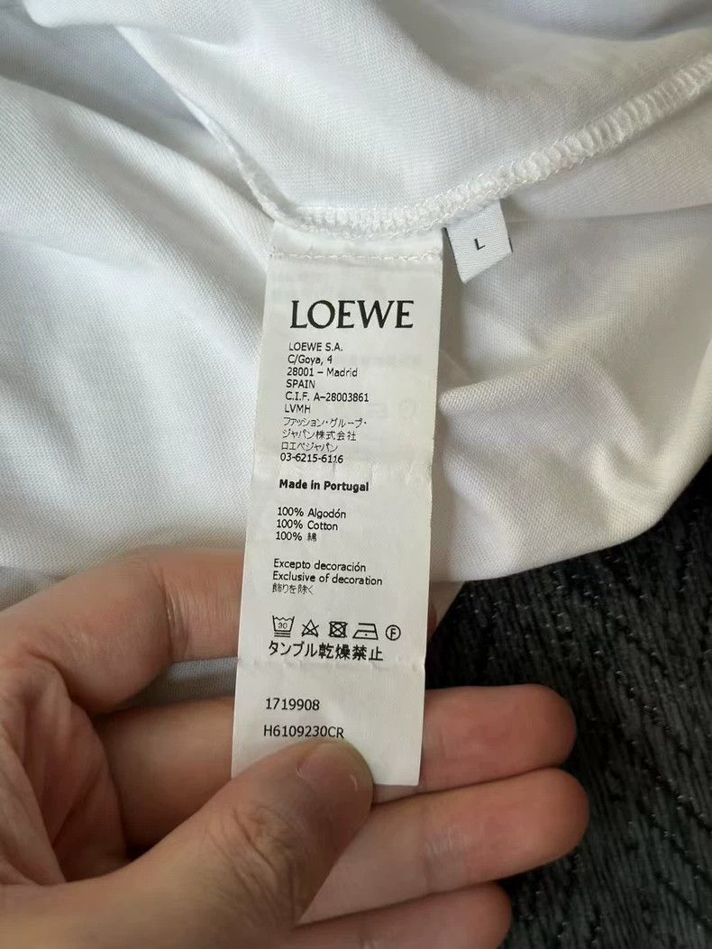 Loewe Loewe White Logo T-Shirt Short Sleeve Size US L / EU 52-54 / 3 - 4 Thumbnail
