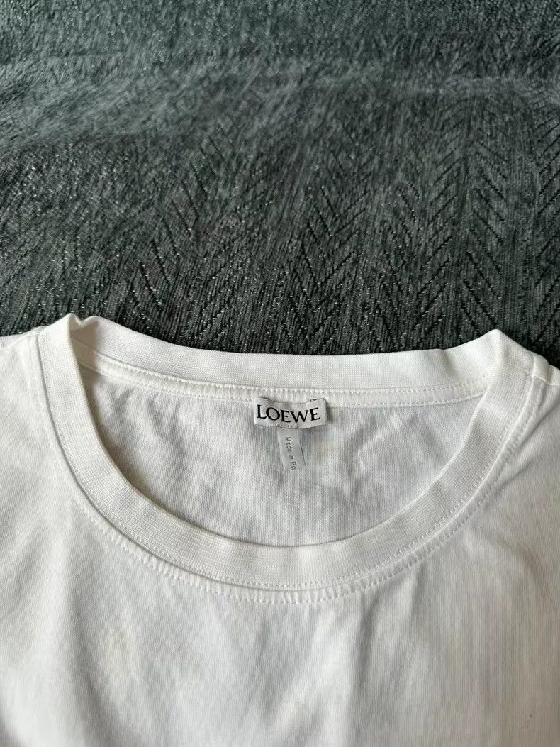 Loewe Loewe White Logo T-Shirt Short Sleeve Size US L / EU 52-54 / 3 - 3 Thumbnail