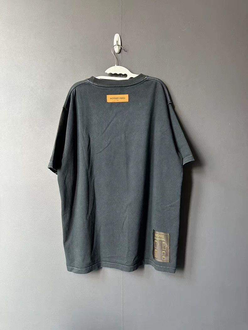 Louis Vuitton Louis Vuitton Short Sleeve Gray T-Shirt Size US XXL / EU 58 / 5 - 2 Thumbnail