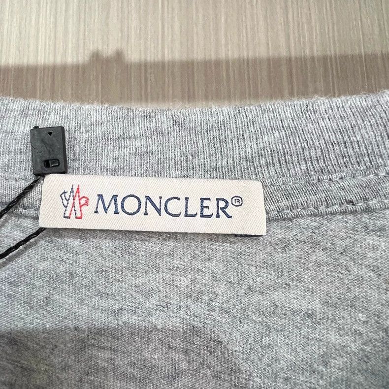 Moncler Genius Moncler Gray Short Sleeve T-Shirt Size S Size US S / EU 44-46 / 1 - 6 Thumbnail