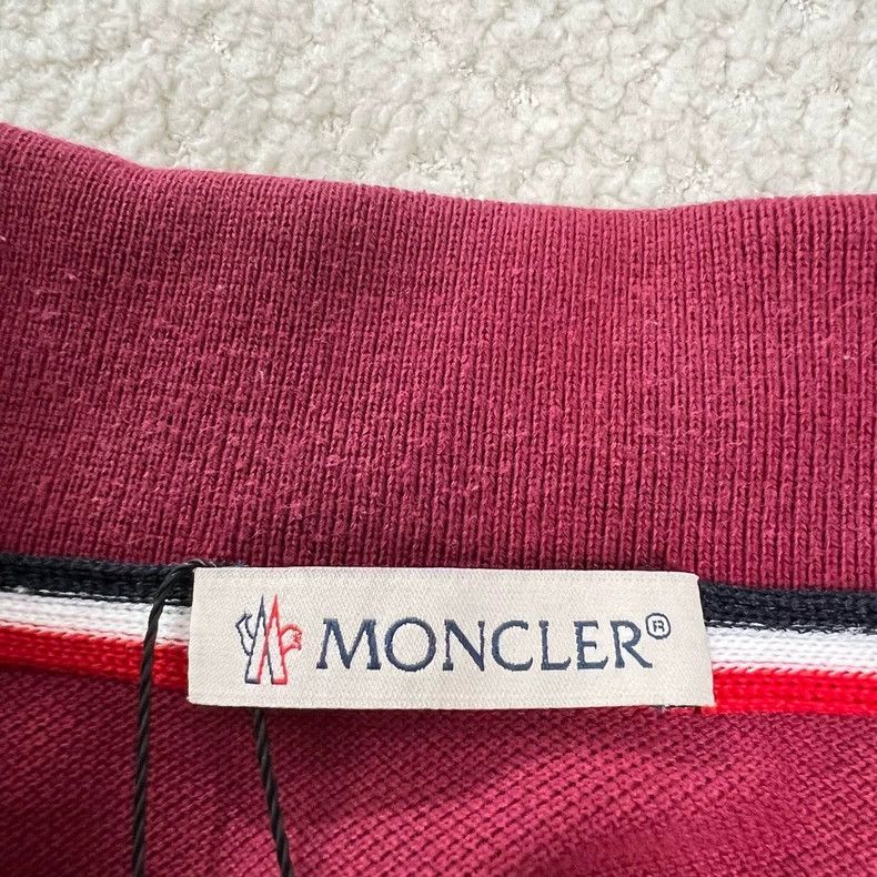 Moncler Moncler Burgundy Embroidered Logo Polo Shirt Size US M / EU 48-50 / 2 - 5 Thumbnail