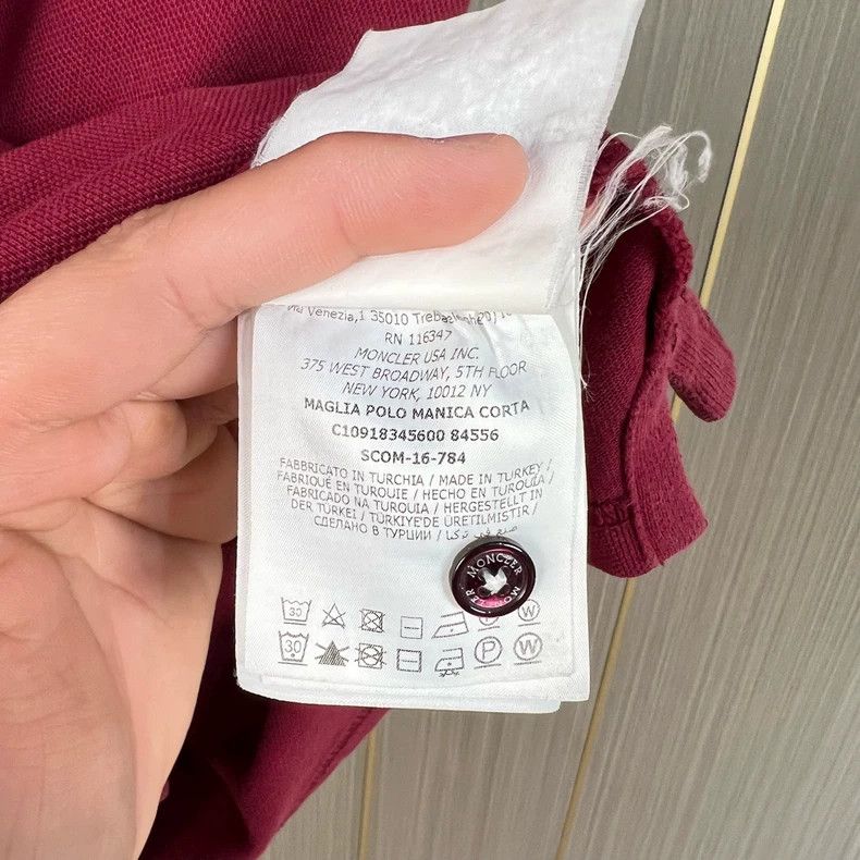 Moncler Moncler Burgundy Embroidered Logo Polo Shirt Size US M / EU 48-50 / 2 - 6 Thumbnail