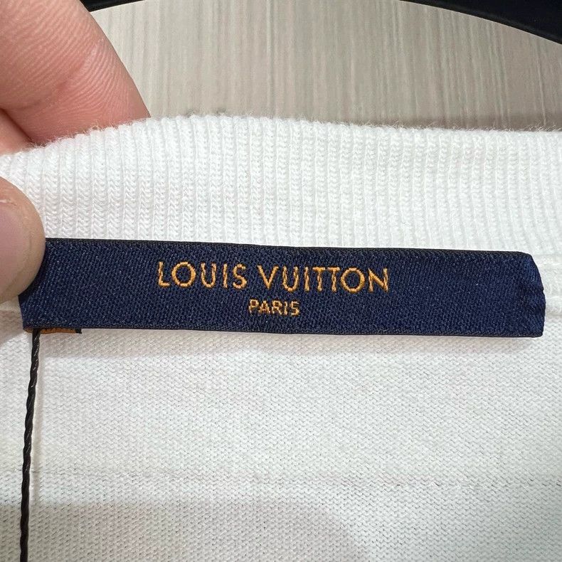 Louis Vuitton Louis Vuitton Short Sleeve Knit Sweater Size US L / EU 52-54 / 3 - 6 Thumbnail