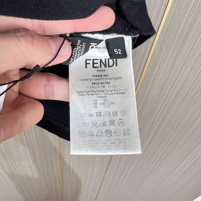 Fendi Fendi Abstract Monster Knit Short Sleeve T-Shirt Size US L / EU 52-54 / 3 - 7 Thumbnail