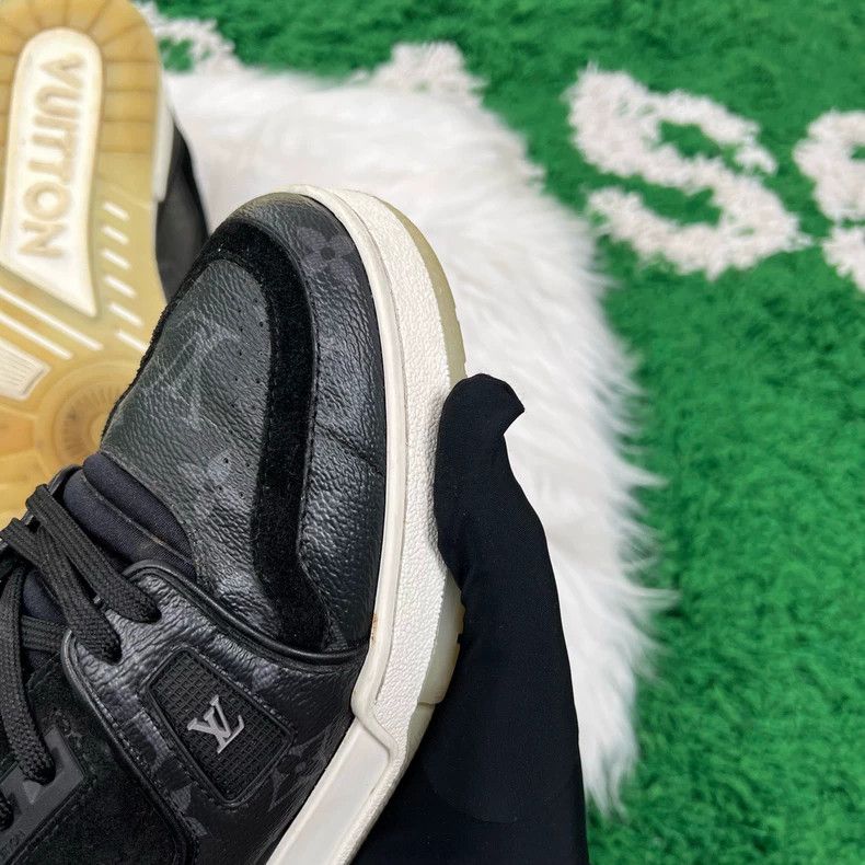 Louis Vuitton Louis Vuitton Black Monogram Trainer Sneakers Size 6.5 Size US 6.5 / EU 39-40 - 8 Thumbnail
